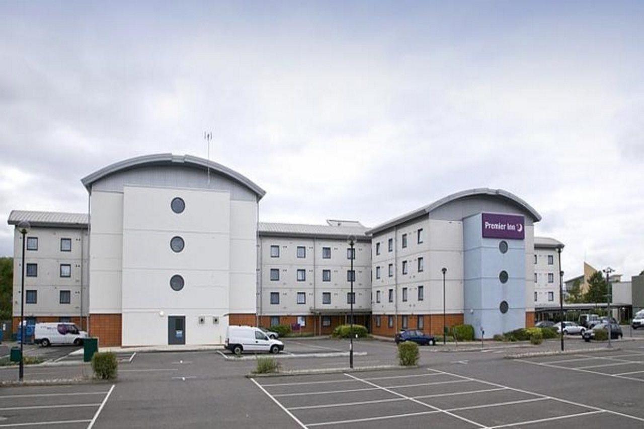 Premier Inn London Enfield Eksteriør bilde